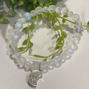 ✔️✔️ Frosted White Moon-glow Glass Beads with Silver Tone Druzy Moon Charm
